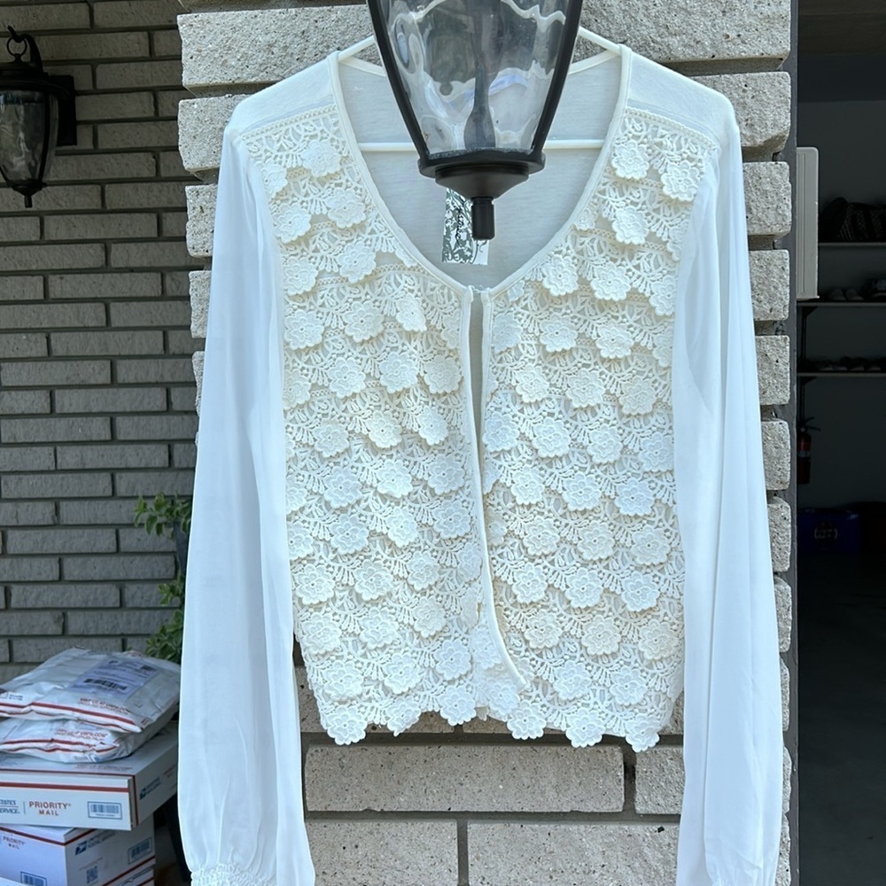 Mystree floral lace cardigan cream sheer balloon sleeve NWT  L